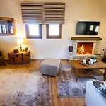 Дом отдыха Alexi's House *