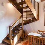 Alexi's House Калаврита
