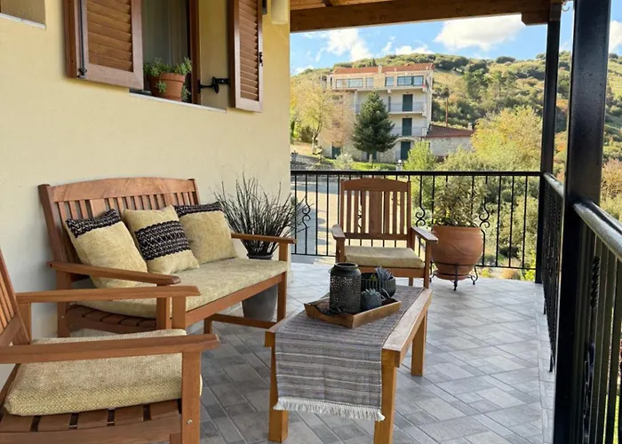 Alexi's House Semesterbostad *